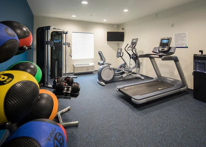 Uptown Suites Extended Stay Denver Co -Westminster